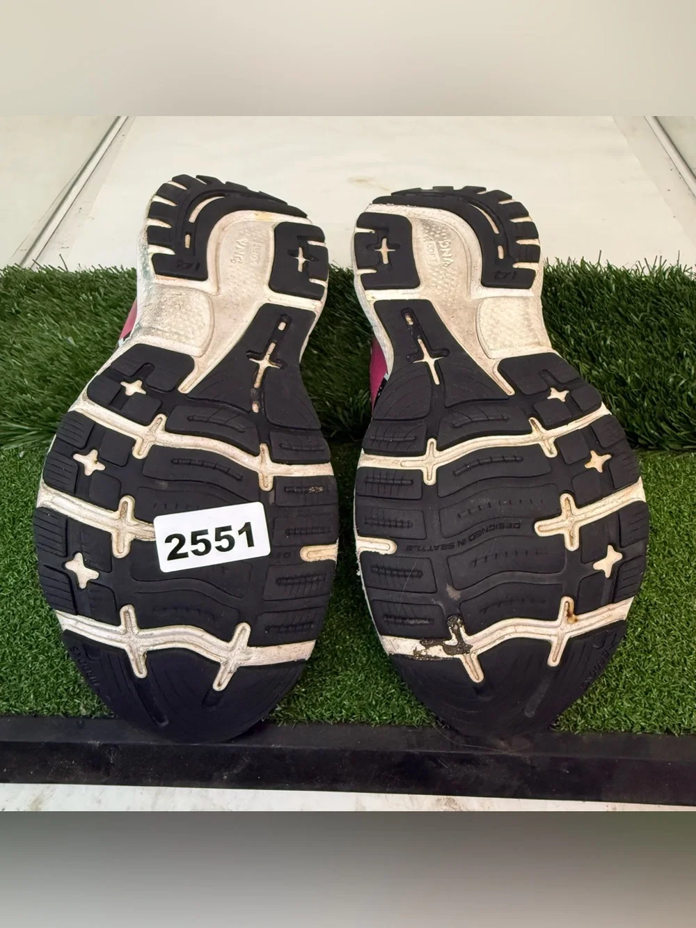 Brooks lightweight breathable